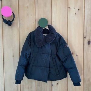 $248 UGG Patricia Sherpa Lined Waterproof Puffer Jacket Black Large